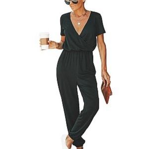 Women's CUPSHE Danica V-neck Maxi Short Sleeve Jumpsuit
by CUPSHE